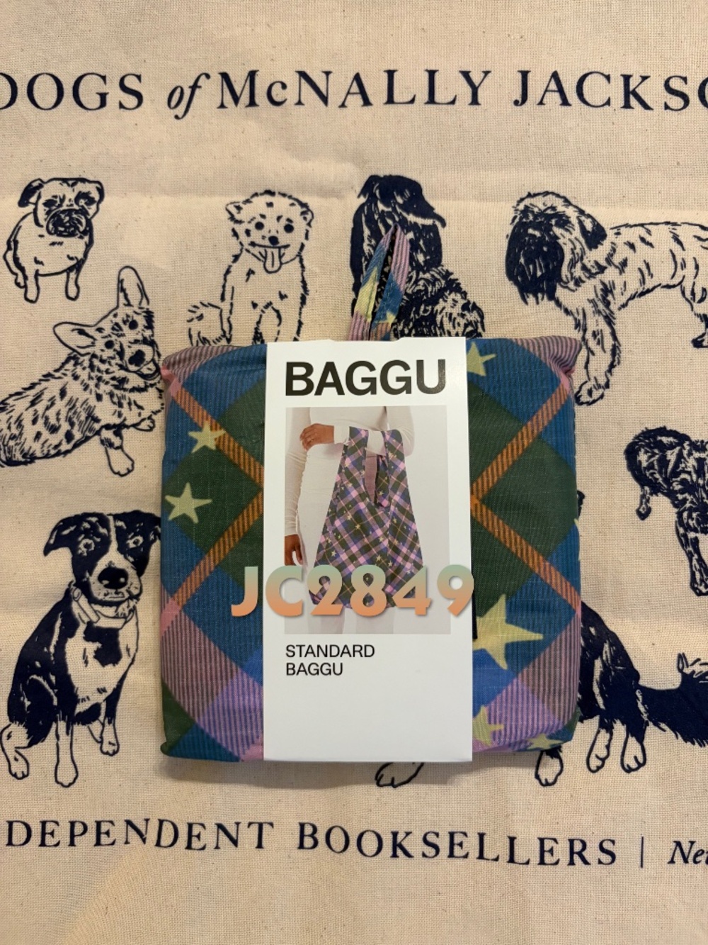 NWT Baggu Standard Reusable Bag (Green Star Plaid)